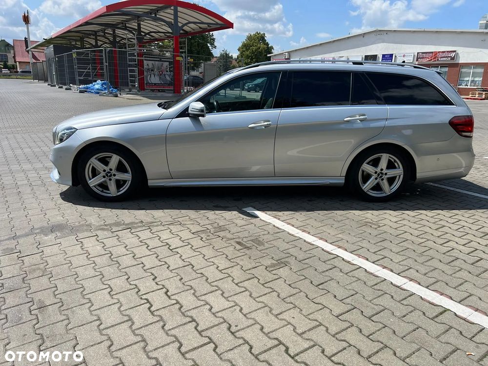 Mercedes-Benz Klasa E 300 BlueTEC 7G-TRONIC - 7