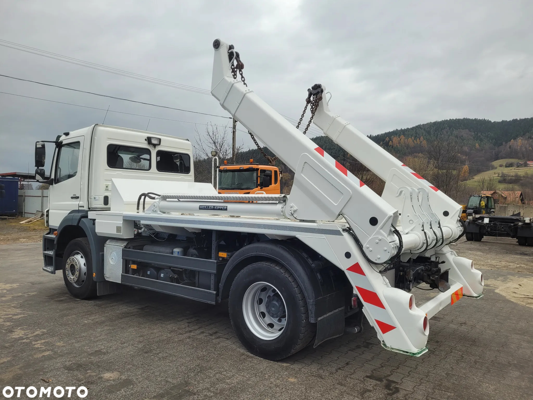 Mercedes-Benz AXOR BRAMOWIEC MEILLER - 7