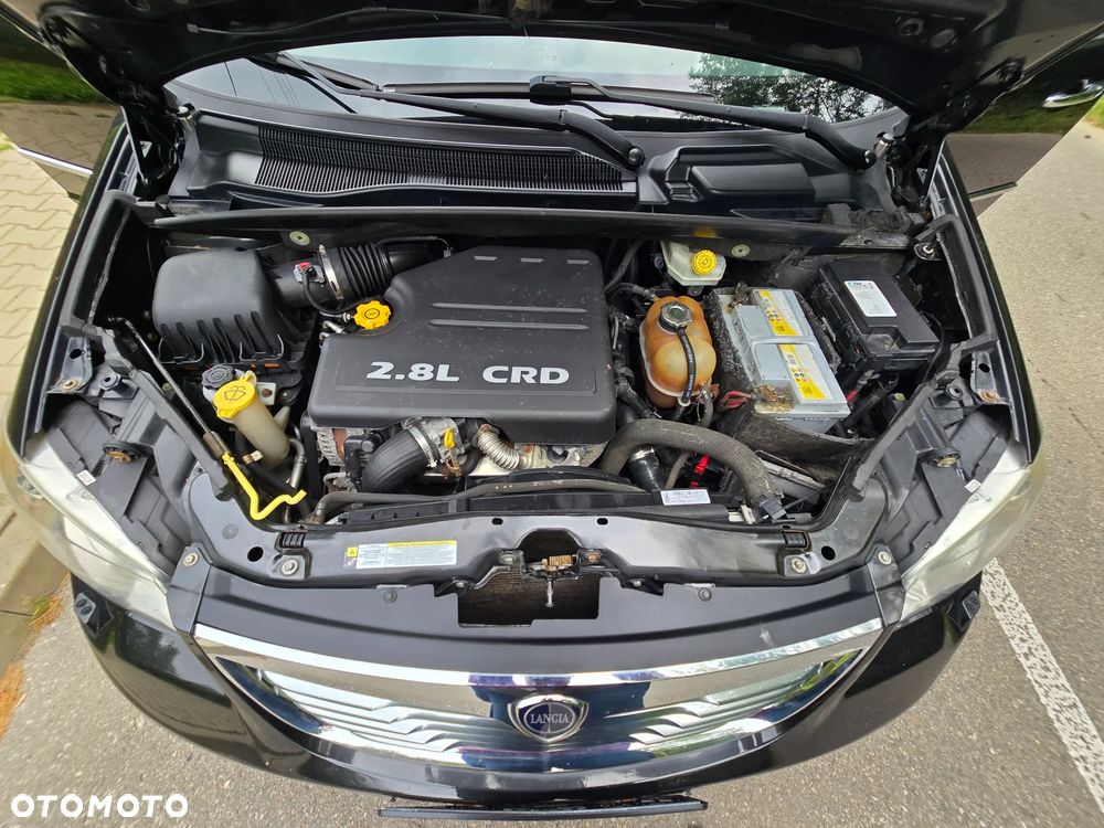 Lancia Voyager 2.8 CRD16v Gold - 26