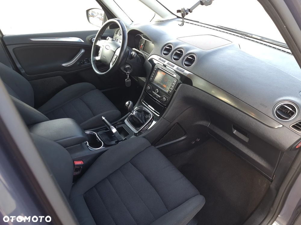 Ford Galaxy 2.0 TDCi Platinium X (Ghia) - 9
