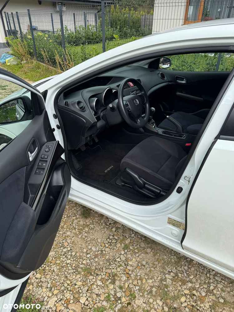 Honda Civic 1.4 i-VTEC Comfort - 24