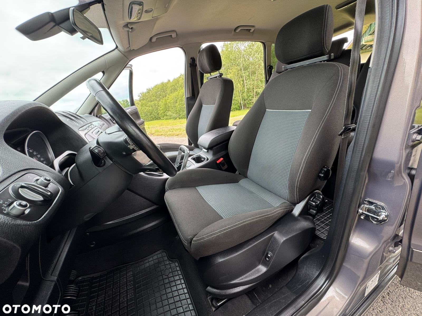 Ford S-Max 2.0 TDCi Titanium - 24