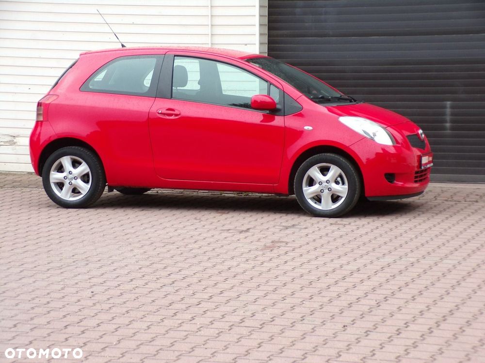 Toyota Yaris - 4