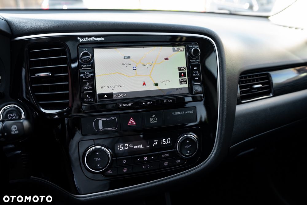 Mitsubishi Outlander 2.2 DI-D 4WD Automatik Plus - 33