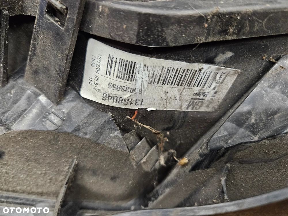 Opel Corsa D  lampa tył tylna prawa lewa  5D - 10