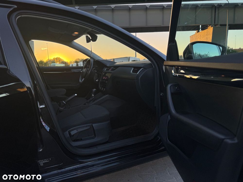 Skoda Octavia 2.0 TSI Style DSG - 23