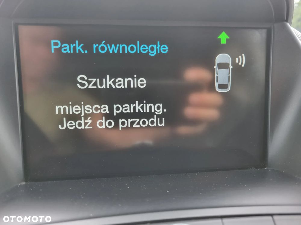 Ford C-MAX 1.5 TDCi Start-Stop-System Titanium - 35