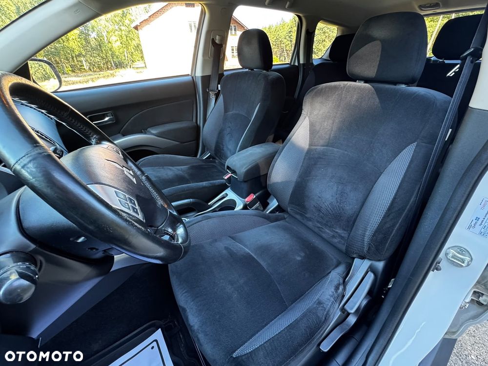 Mitsubishi Outlander - 6
