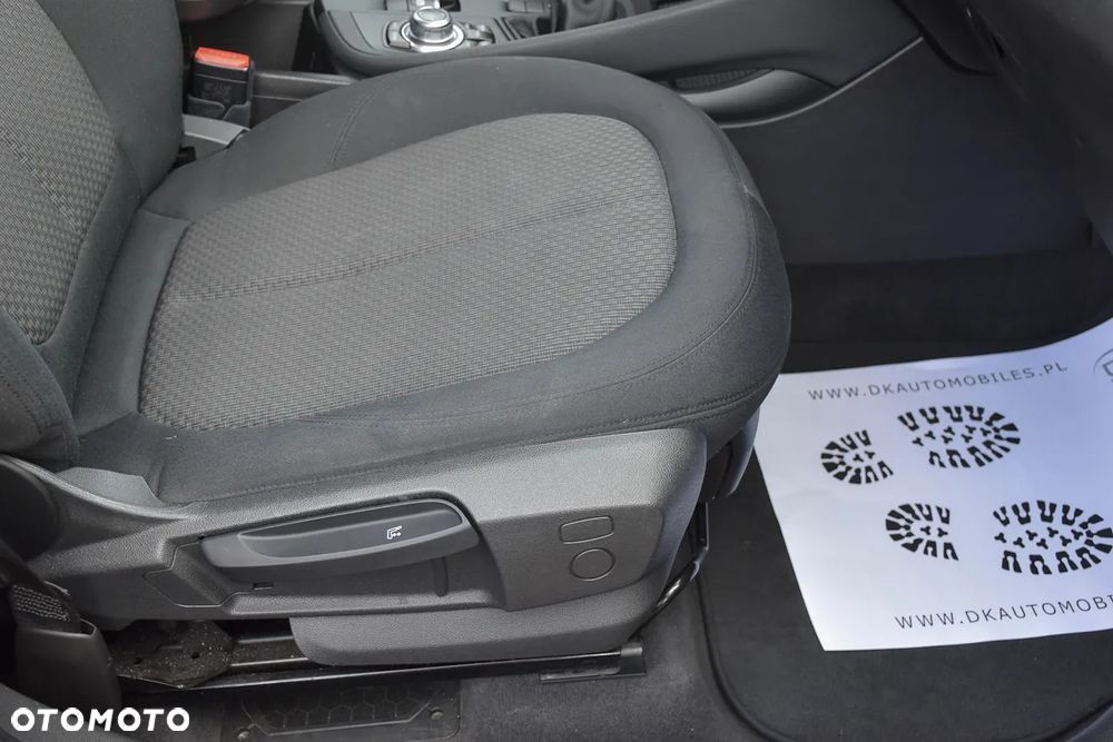 BMW X1 sDrive18d Sport - 28