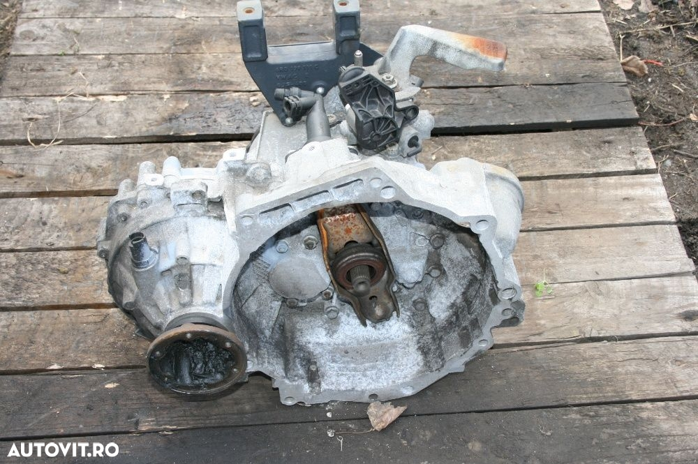 Cutie Viteze Seat Ibiza Vw Polo Audi A1 1.6 Tdi Euro 5 CAY 5+1 Viteze - 2
