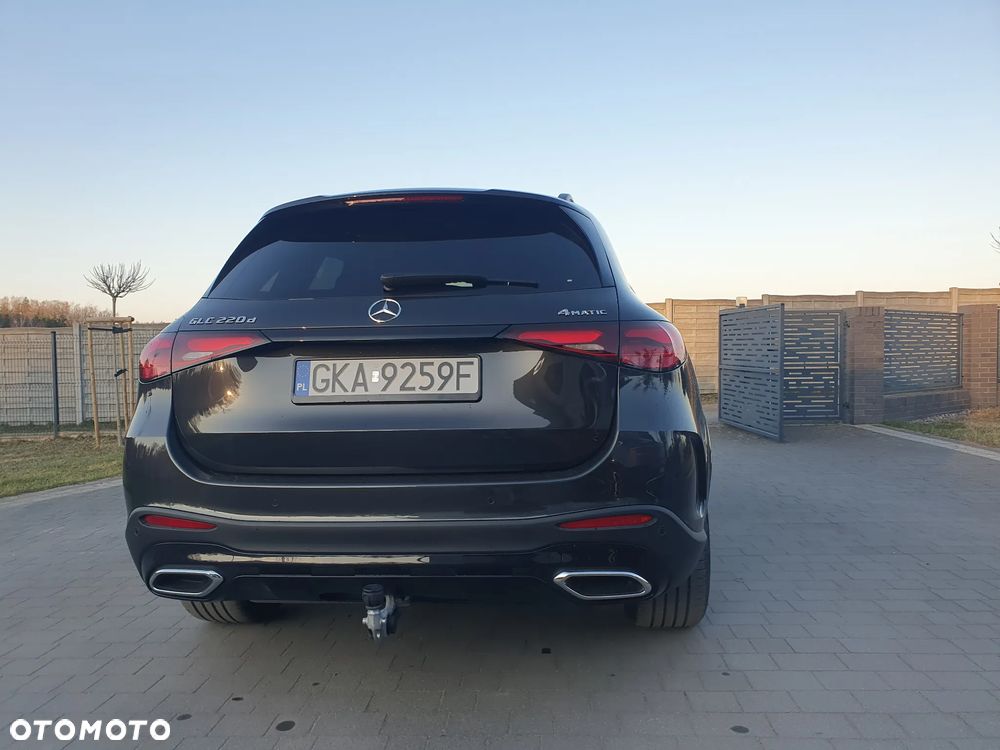 Mercedes-Benz GLC ver-220-d-4matic-9g--tronic-edition-amg-line - 8