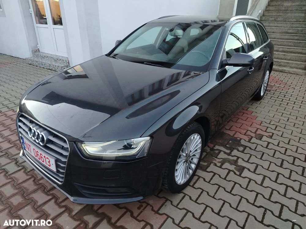 Audi A4 2.0 TDI DPF Ambiente - 12