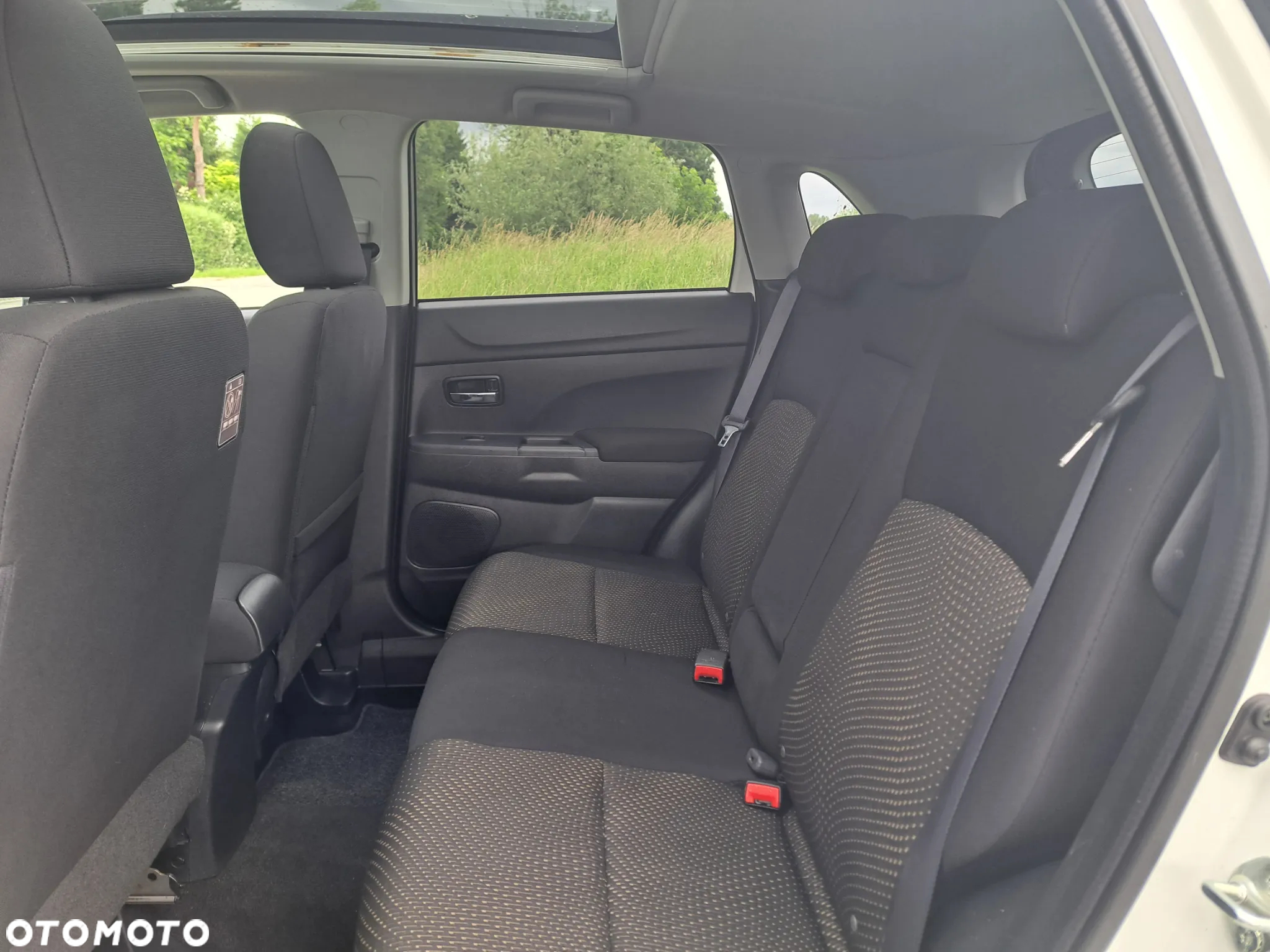 Mitsubishi ASX 1.6 Blue Sky Edition - 14