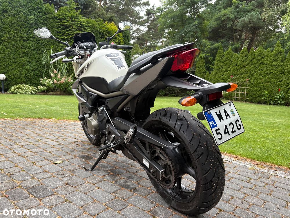 Yamaha XJ - 6