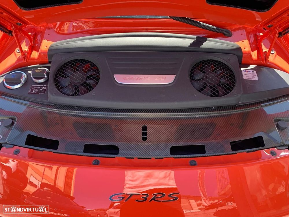 Porsche 911 Série F - 9