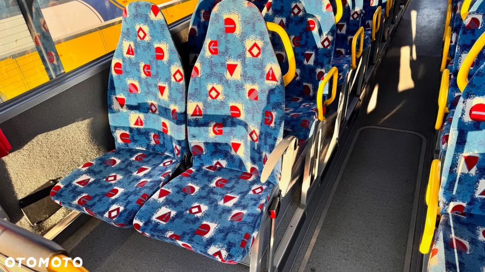 Mercedes-Benz Intouro / Euro 5/ Manual / 63 miejsc / winds / Cena: 78000 zł netto - 10