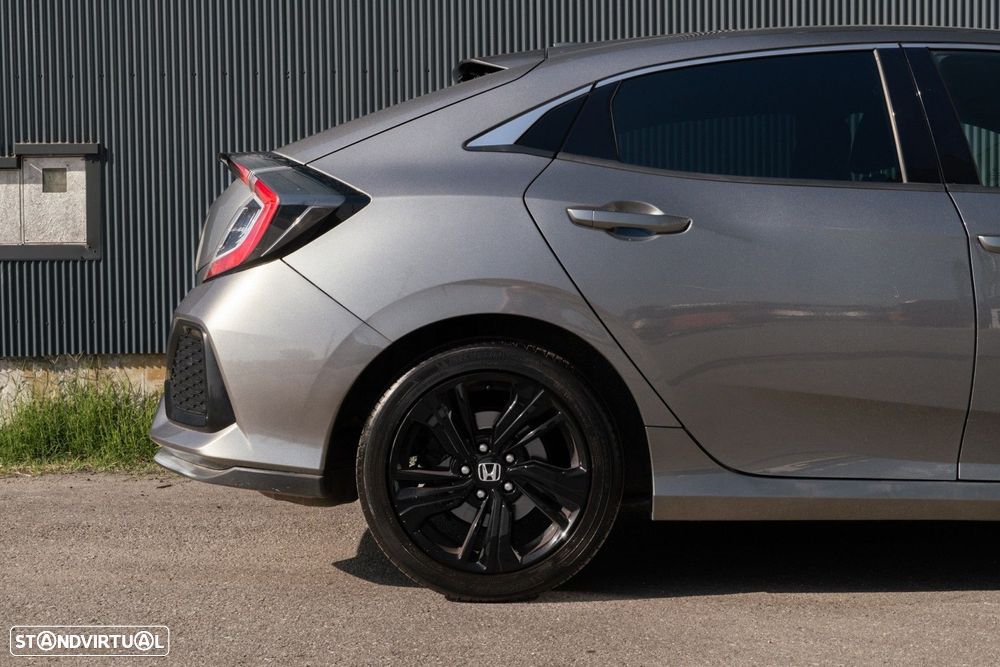 Honda Civic 1.0 i-VTEC Elegance Navi - 38