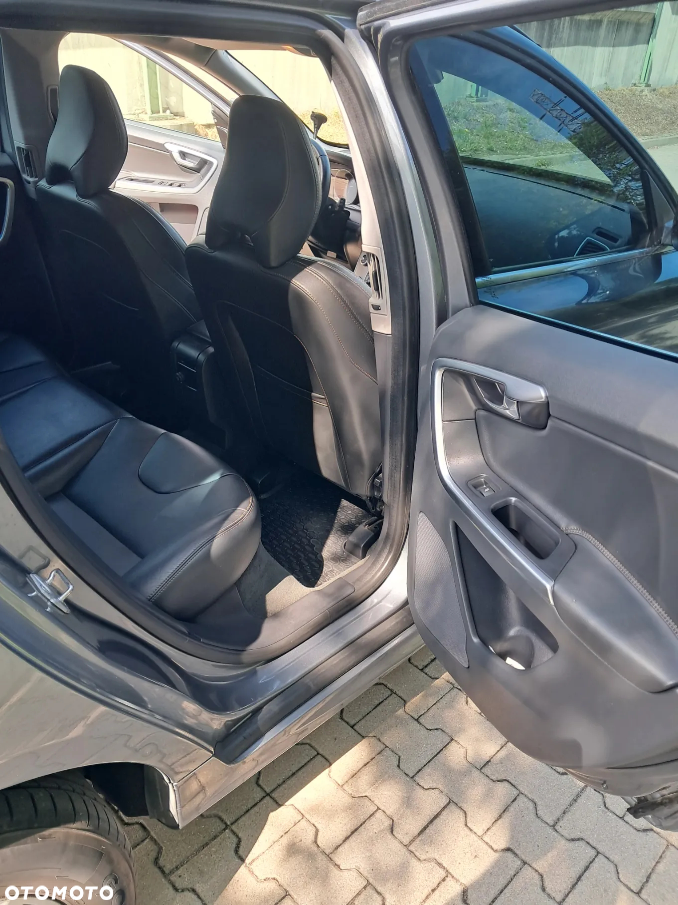 Volvo XC 60 D3 Inscription - 14