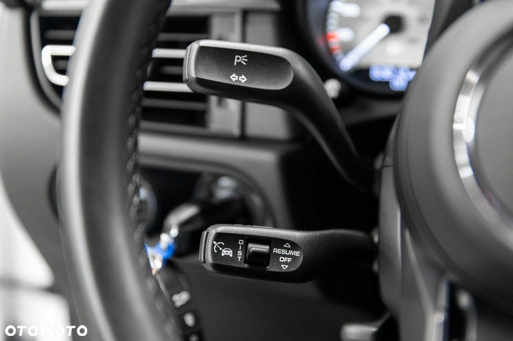 Porsche Macan Standard - 26