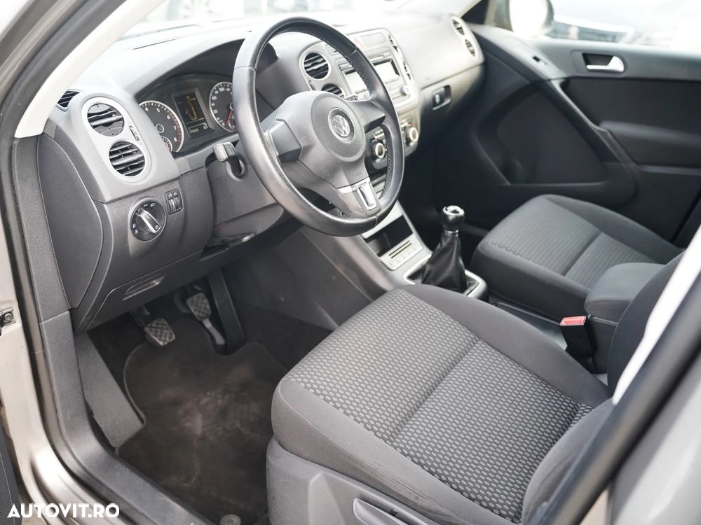 Volkswagen Tiguan - 17