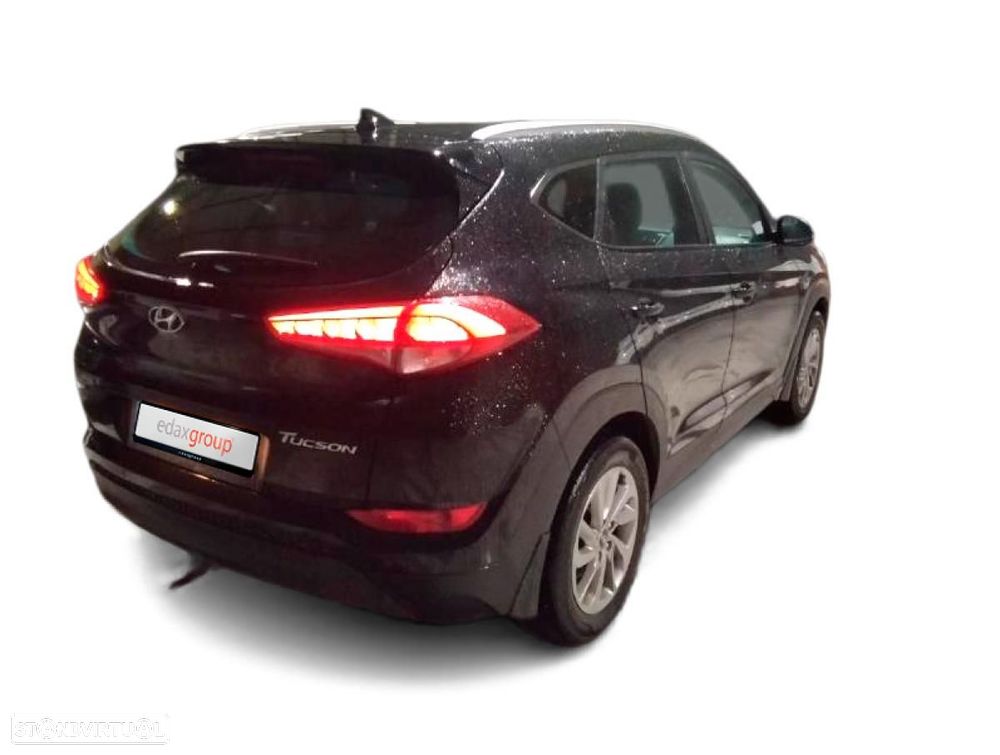 Hyundai Tucson - 2