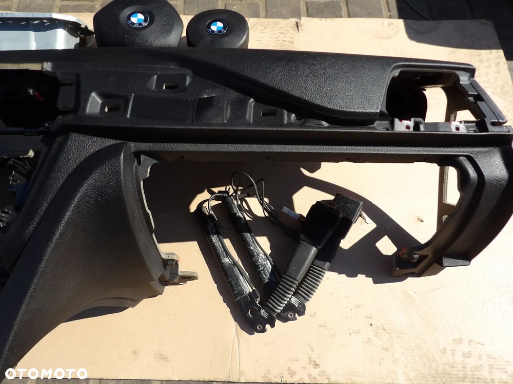 BMW - F30* - DESKA ROZDZIELCZA - KONSOLA - POD HEADUP - PODUSZKI AIRBAG - NAPINACZE - KOMPLET - 9228278 - 6