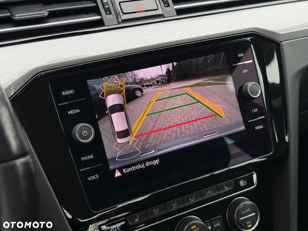 Volkswagen Passat 2.0 TDI EVO Business DSG - 15