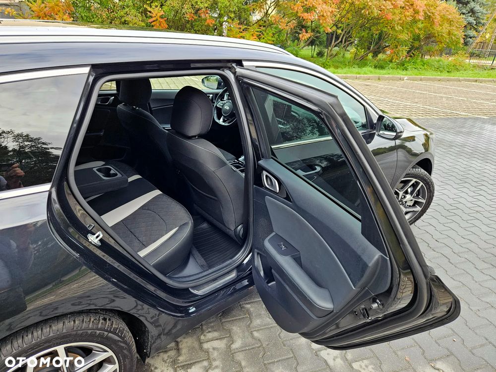 Kia Ceed SW 1.4 T-GDI OPF GT Line - 27