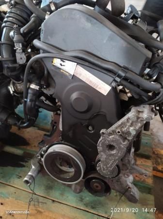 Motor Combustão Audi A4 (8E2, B6) - 2