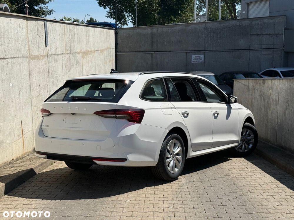 Skoda Octavia 1.5 TSI Drive Essence - 6