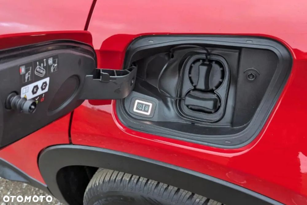 Jeep Avenger 1.2 T3 mHEV Summit FWD eDCT6 - 10