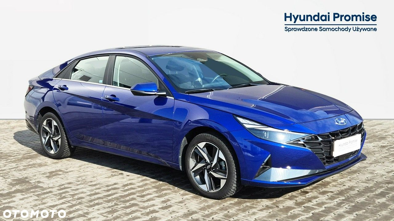 Hyundai Elantra - 4