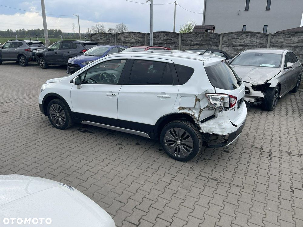 Suzuki SX4 S-Cross 1.6 VVT 4x4 Comfort+ - 3