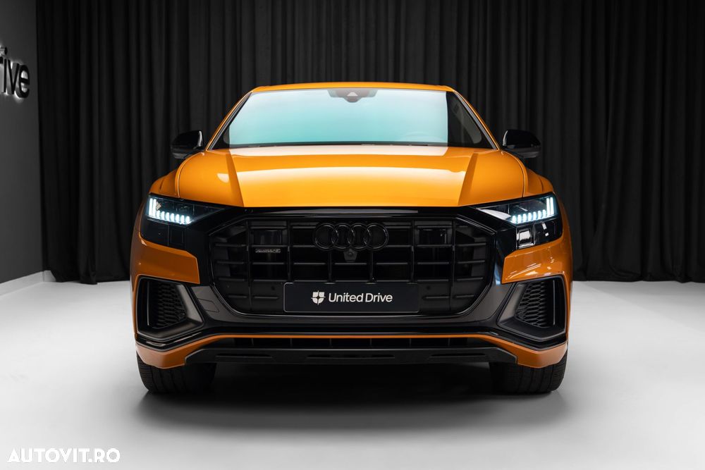 Audi Q8 - 2