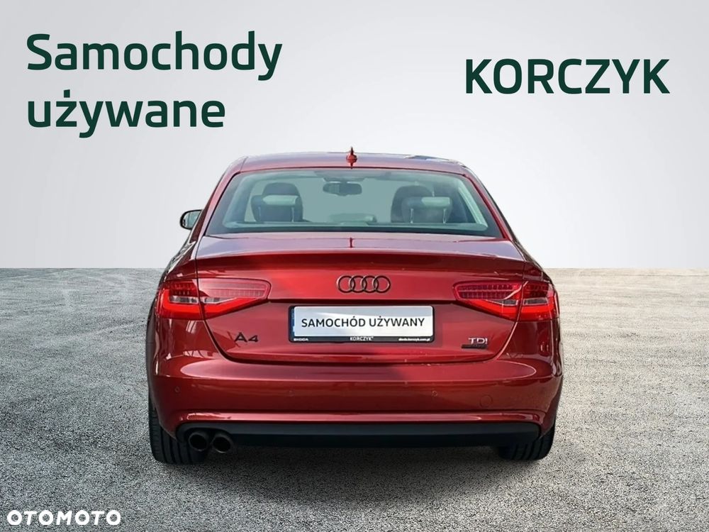 Audi A4 Limousine - 4