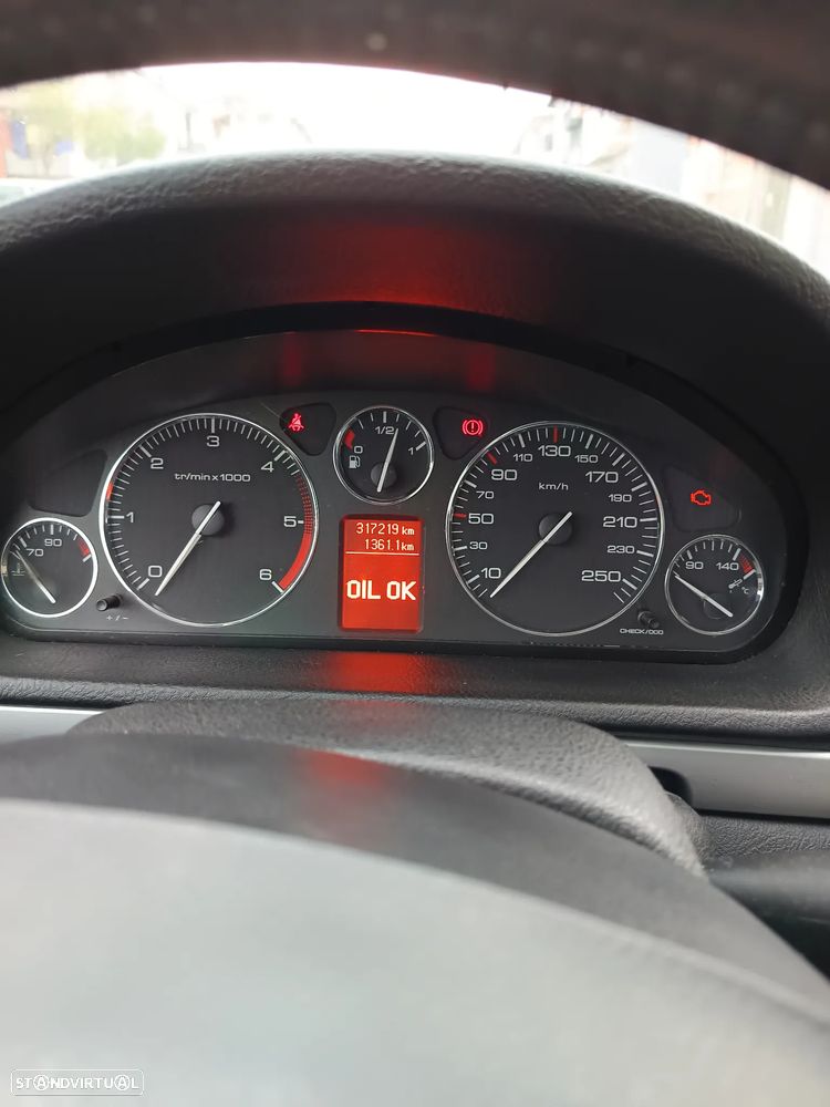 Peugeot 407 - 21