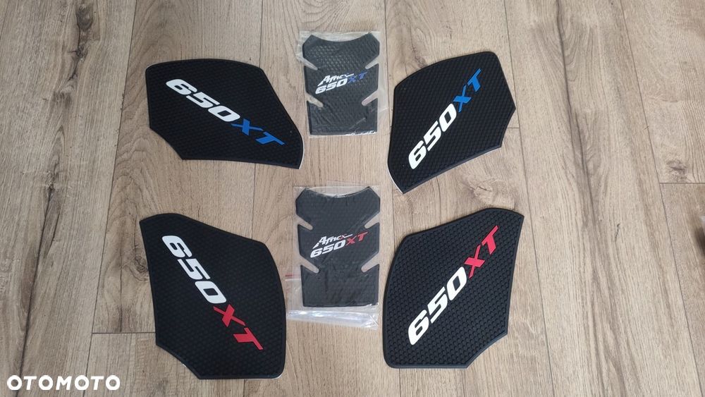 EU TANK PAD KPL GUMA V-STROM DL 650 XT 19- - 1