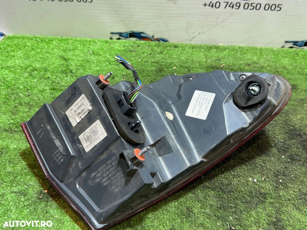 STOP TRIPLA ARIPA SPATE DREAPTA CU LED BMW SERIA 5  F11 520D BREAK COMBI UNIVERSAL SE  TOURING 2.0 DIESEL 2011 COD OEM 63217203234 / 7203234 / BREAK 2010-2017 - 6