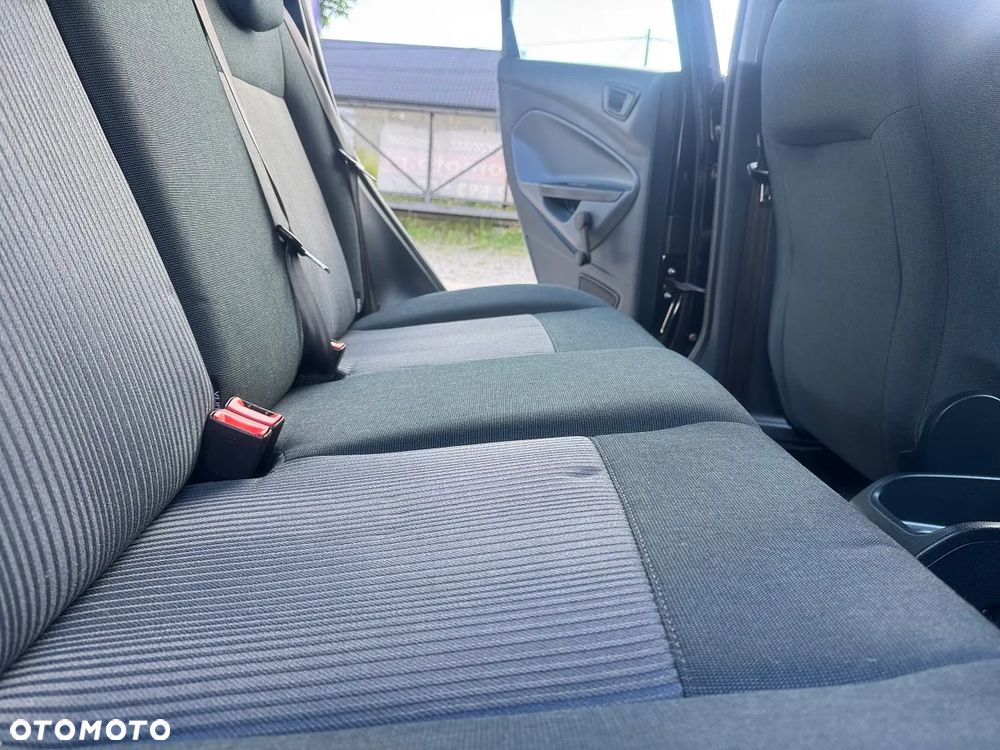 Ford Fiesta - 26