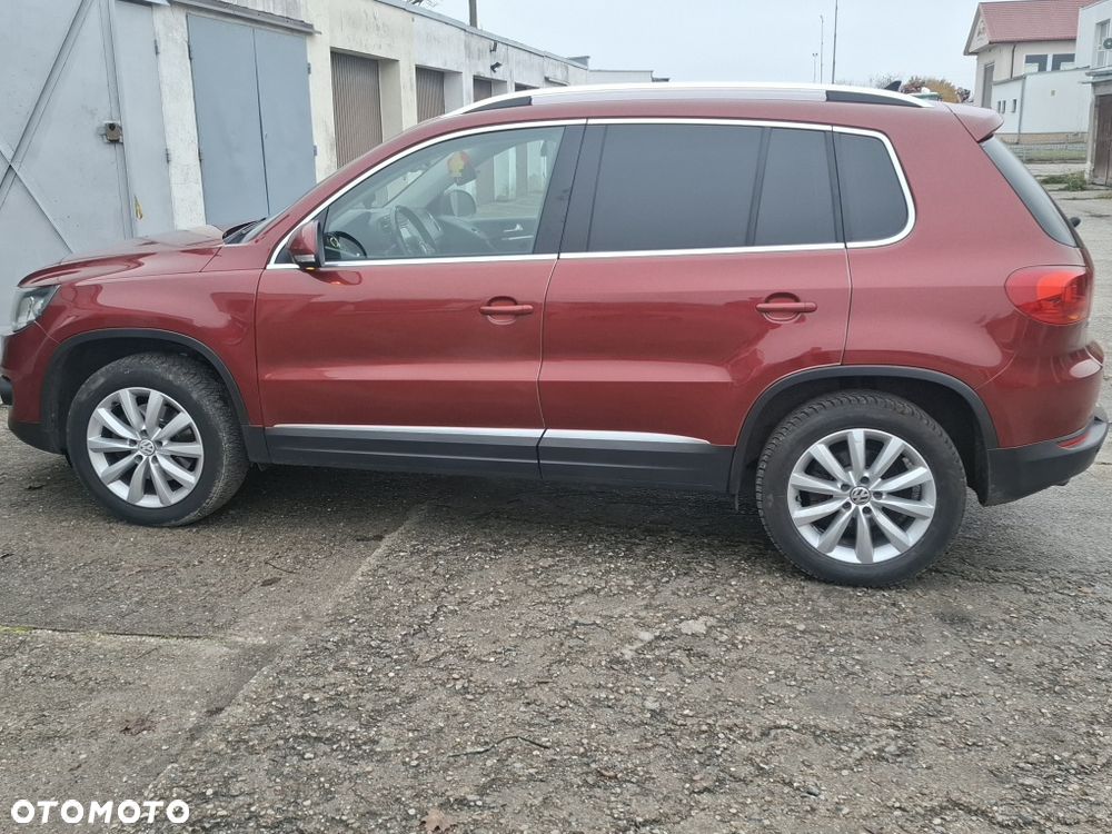 Volkswagen Tiguan - 8