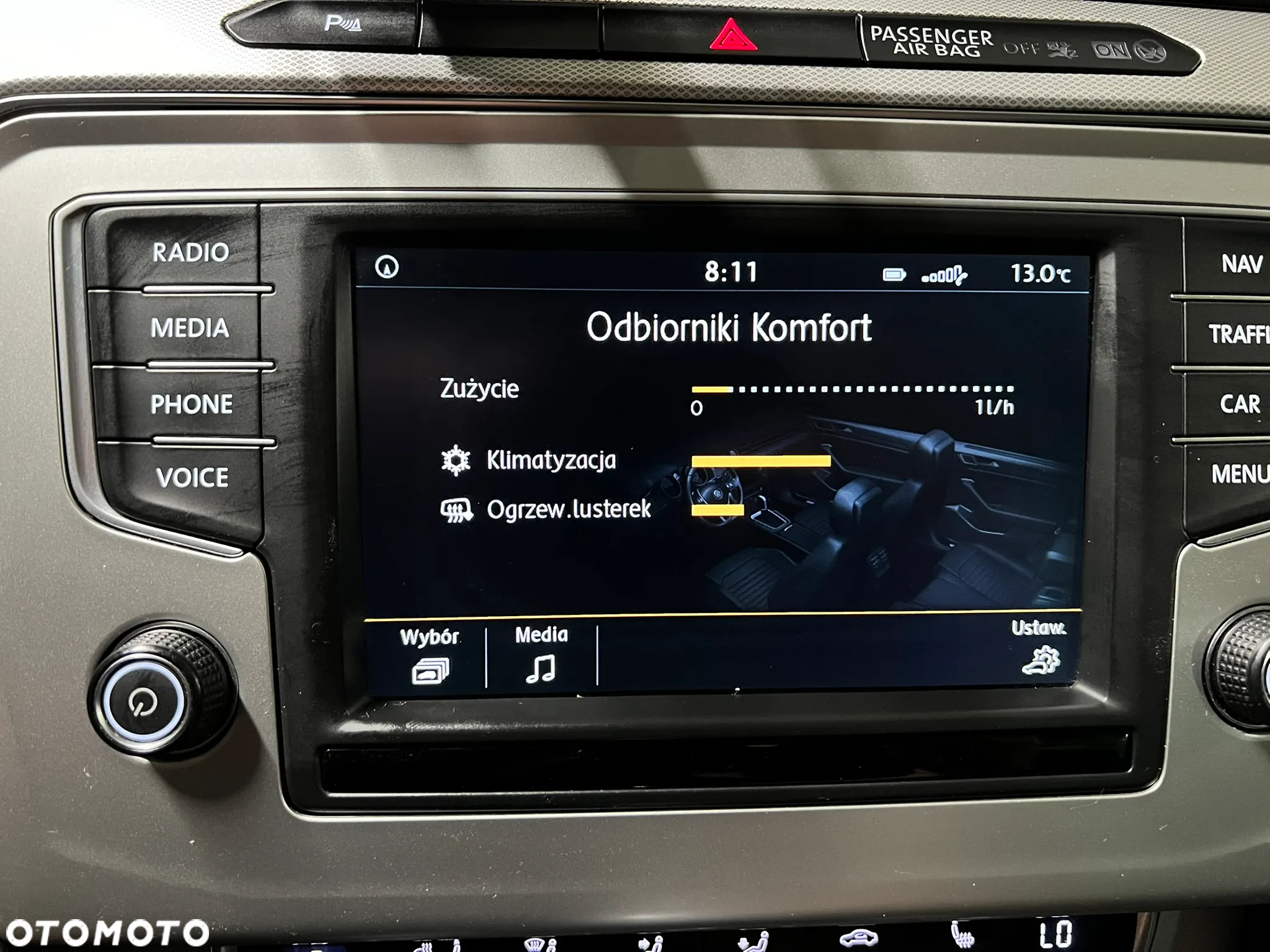 Volkswagen Passat Variant 1.6 TDI SCR DSG Trendline - 19