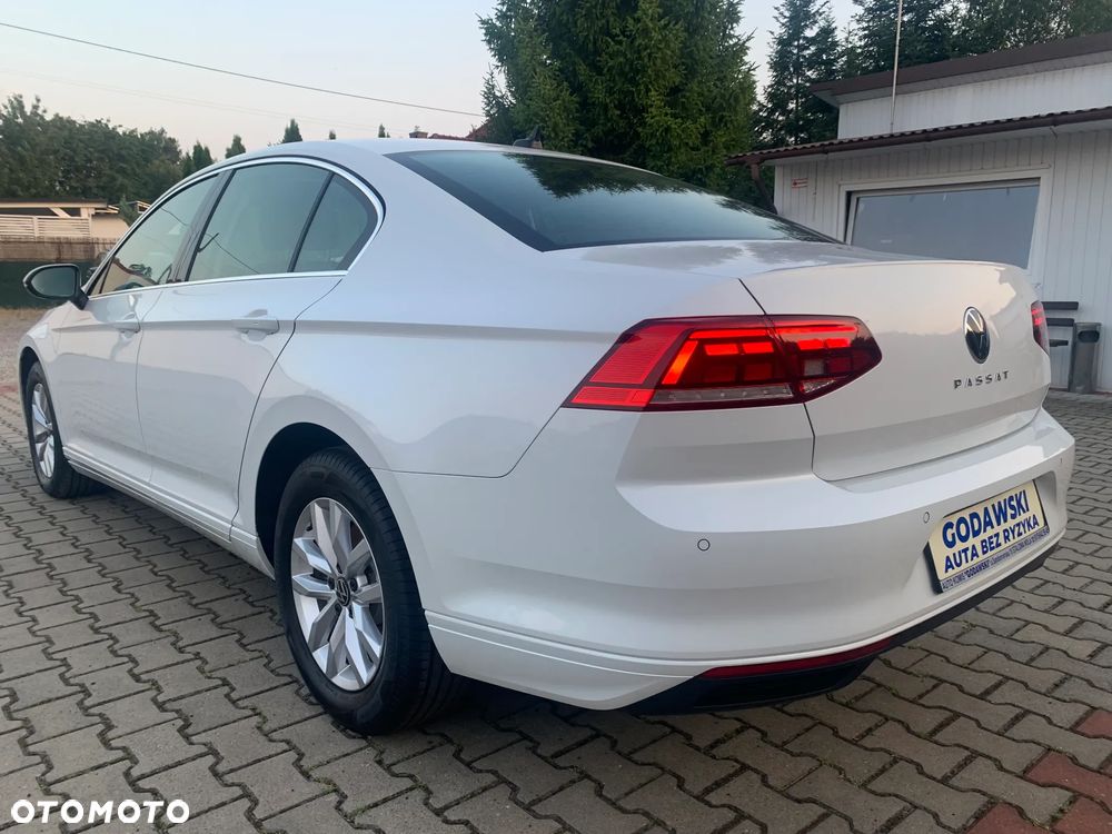 Volkswagen Passat 2.0 TDI EVO Business DSG - 6
