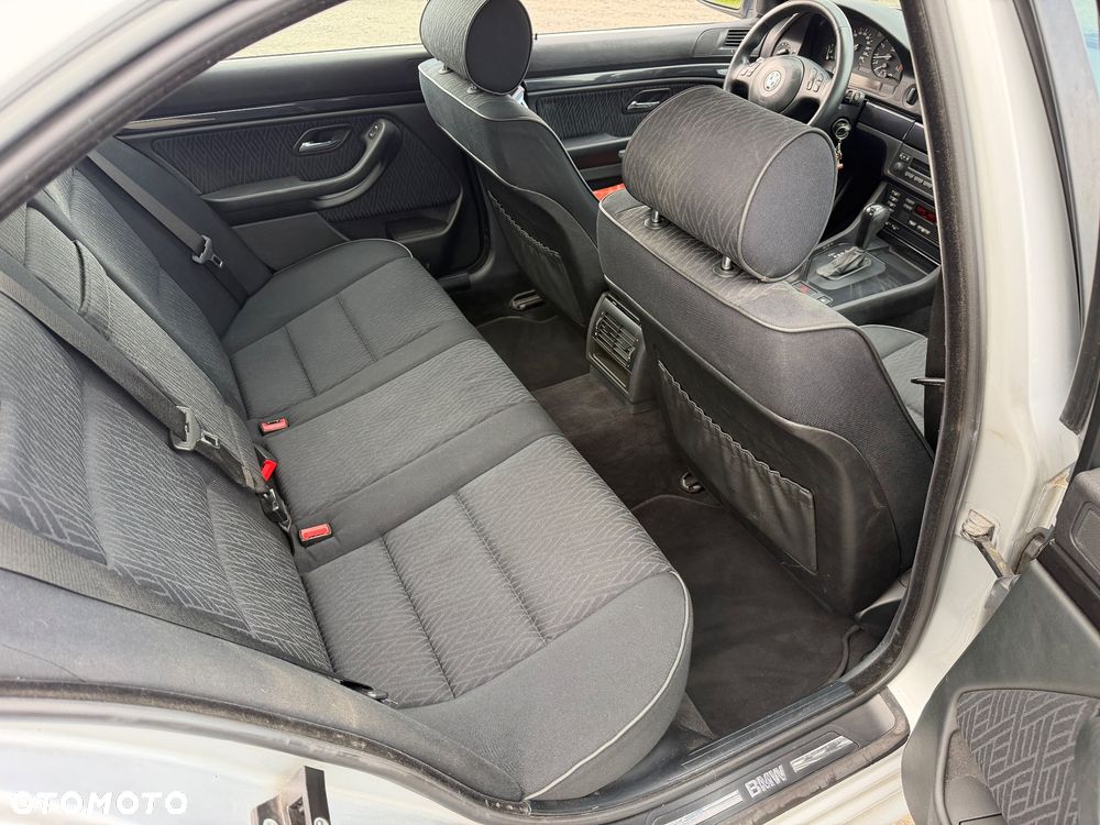 BMW Seria 5 - 11