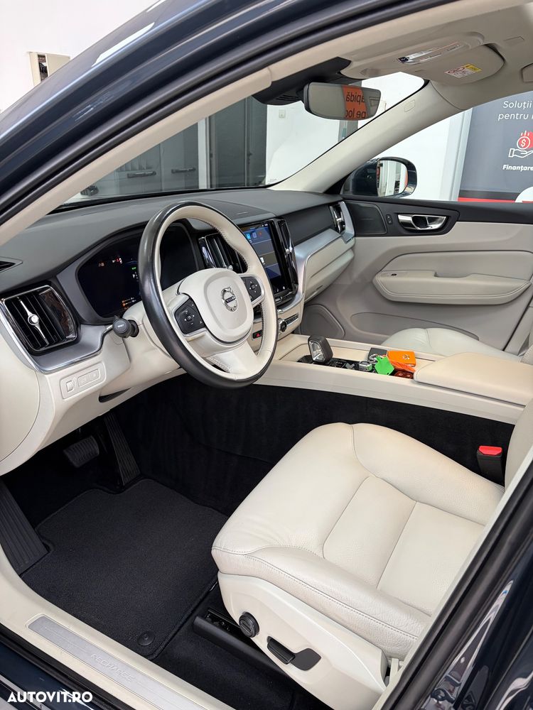 Volvo XC 60 Recharge T6 Twin Engine eAWD Inscription Expression - 8