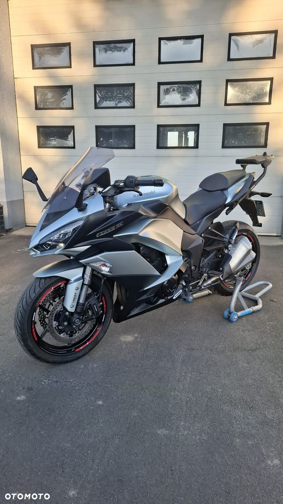 Kawasaki Ninja 1000 SX - 10