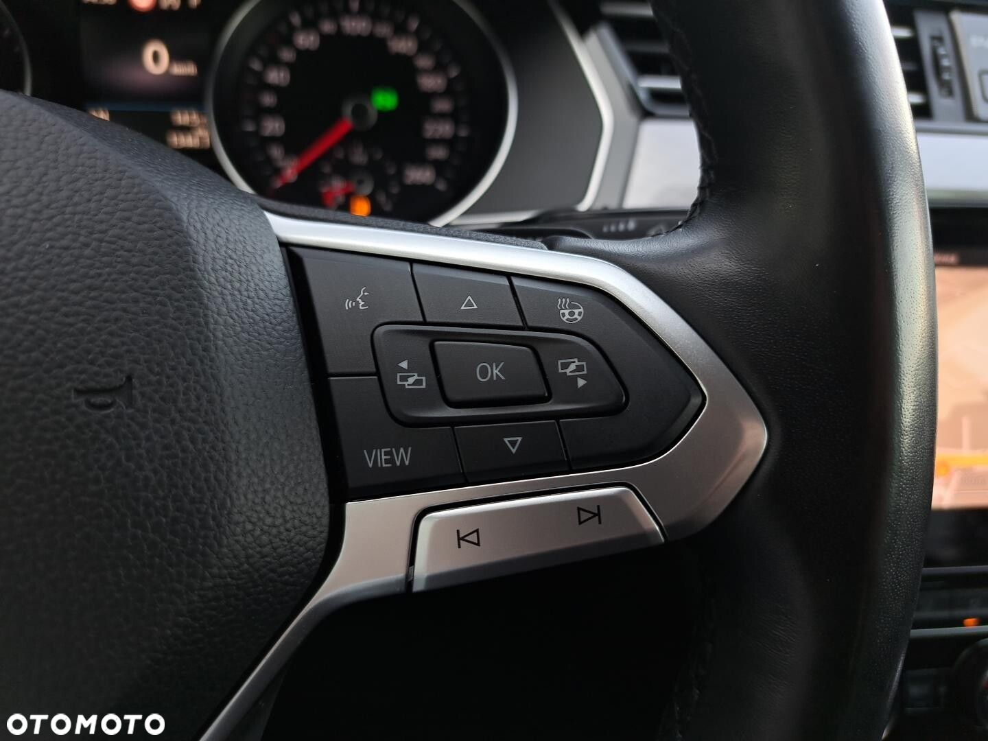 Volkswagen Passat 2.0 TDI Business DSG - 21