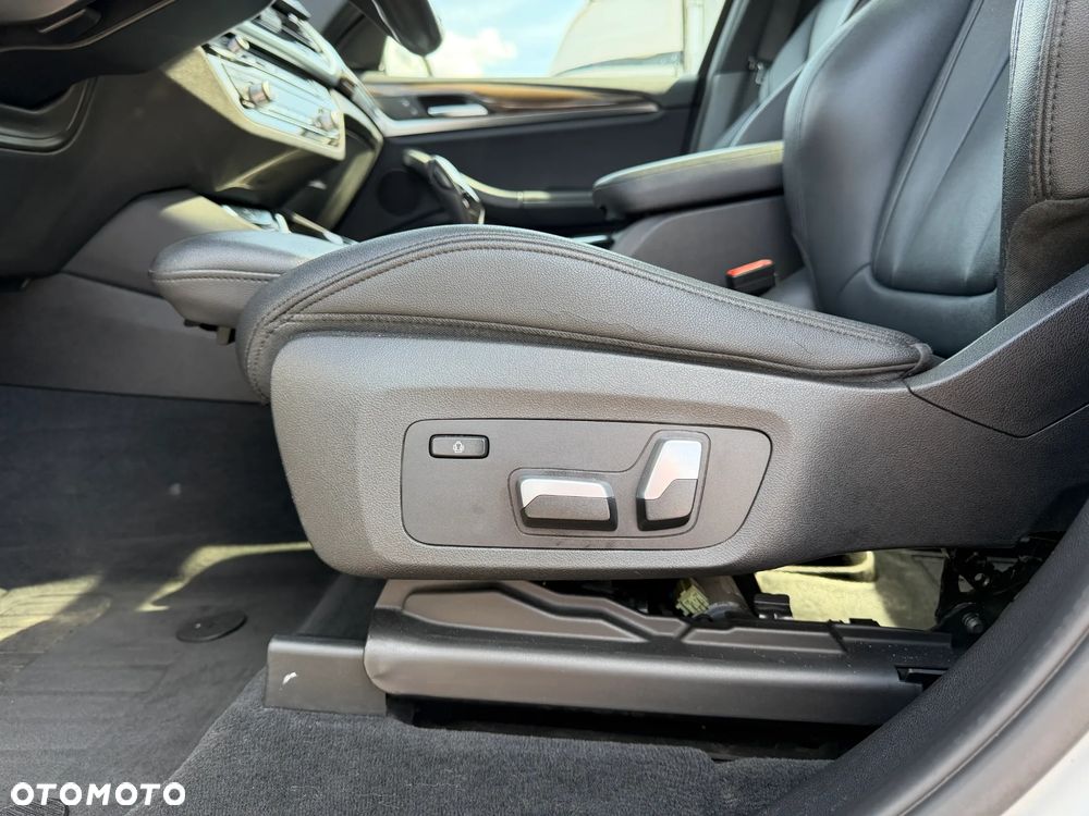 BMW X3 - 24