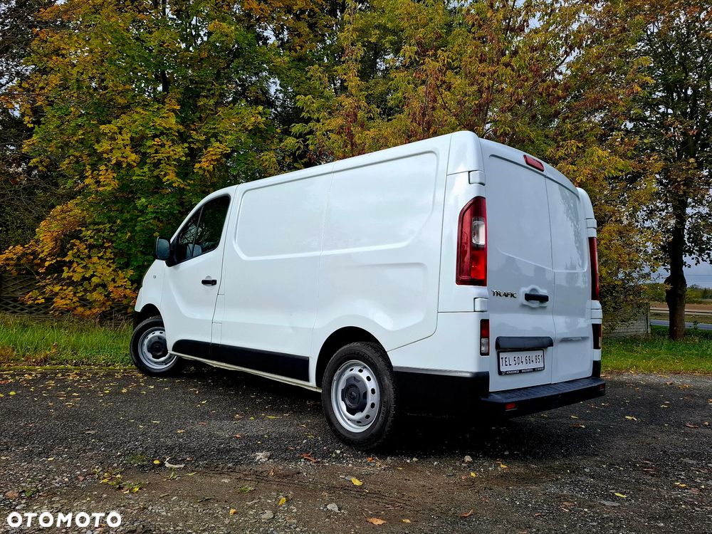 Renault TRAFIC VAT-1*KLIMATYZACJA*PEŁEN BLASZAK ! 3-OSOBOWY BEZ Ad Blue - 9