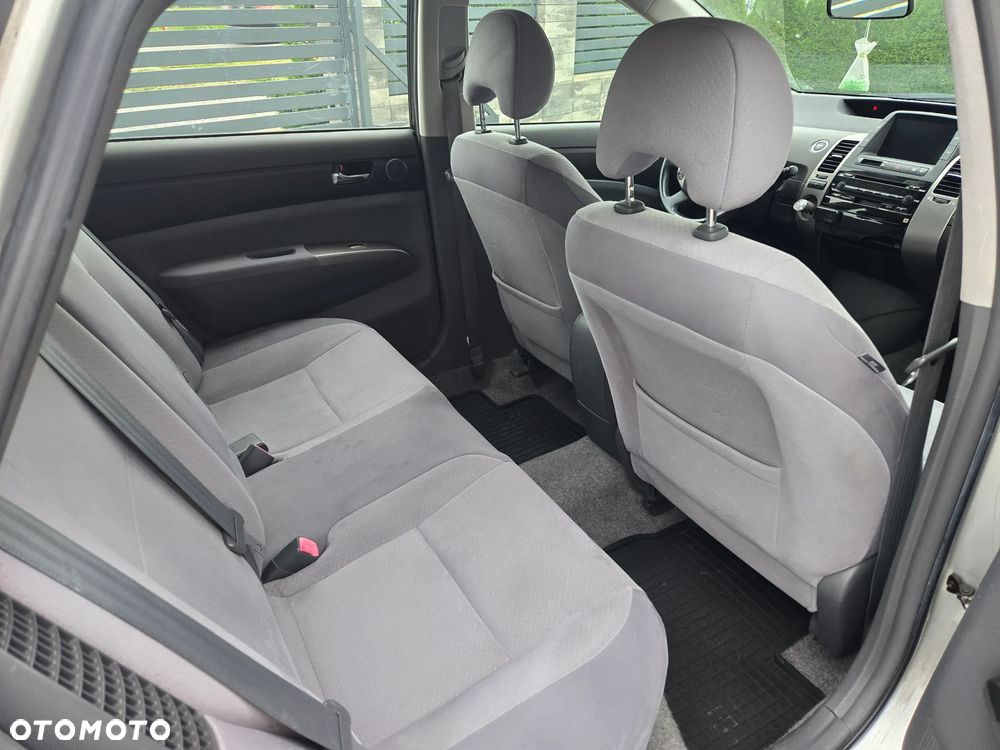 Toyota Prius 1.5 VVT-i Sol - 10