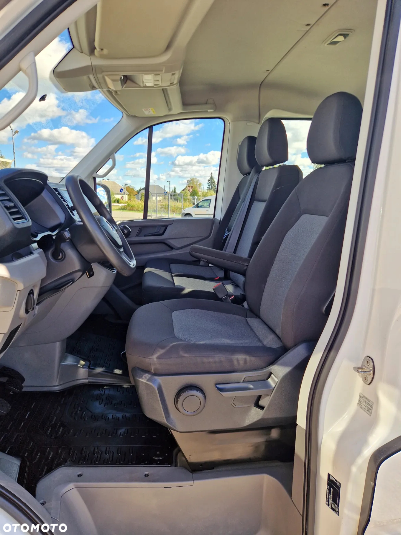 Volkswagen CRAFTER 2,0 TDI 177 KONNA DOKA BRYGADÓWKA 7 OSOBOWA KLIMA 154T/KM PRZEBIEGU GWARANCJA WEBASTO - 10
